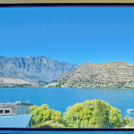 Picture Perfect - Queenstown Holiday Home Exterior photo