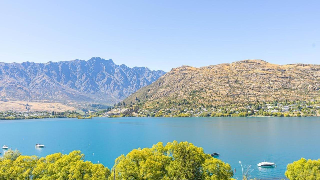 Picture Perfect - Queenstown Holiday Home Exterior photo